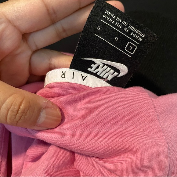 Nike - Picture 10 of 16